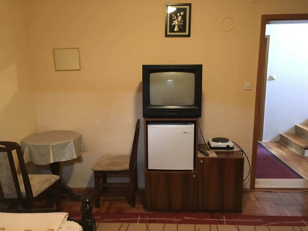 Apartamento Pansion Velickovic Niska Banja Exterior foto