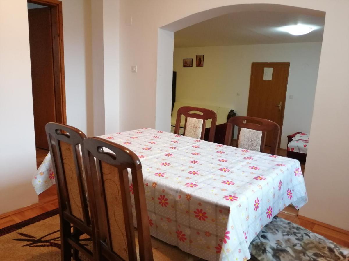 Apartamento Pansion Velickovic Niska Banja Exterior foto