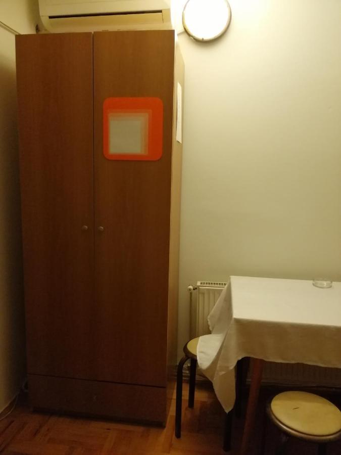 Apartamento Pansion Velickovic Niska Banja Exterior foto